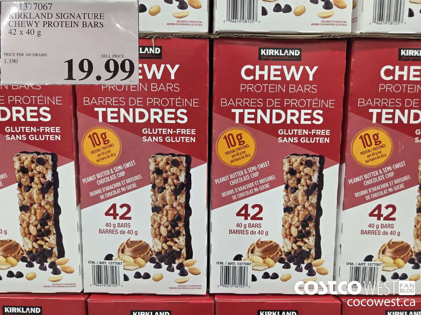1377067 KIRKLAND SIGNATURE CHEWY PROTEIN BARS 42 BARS $19.99