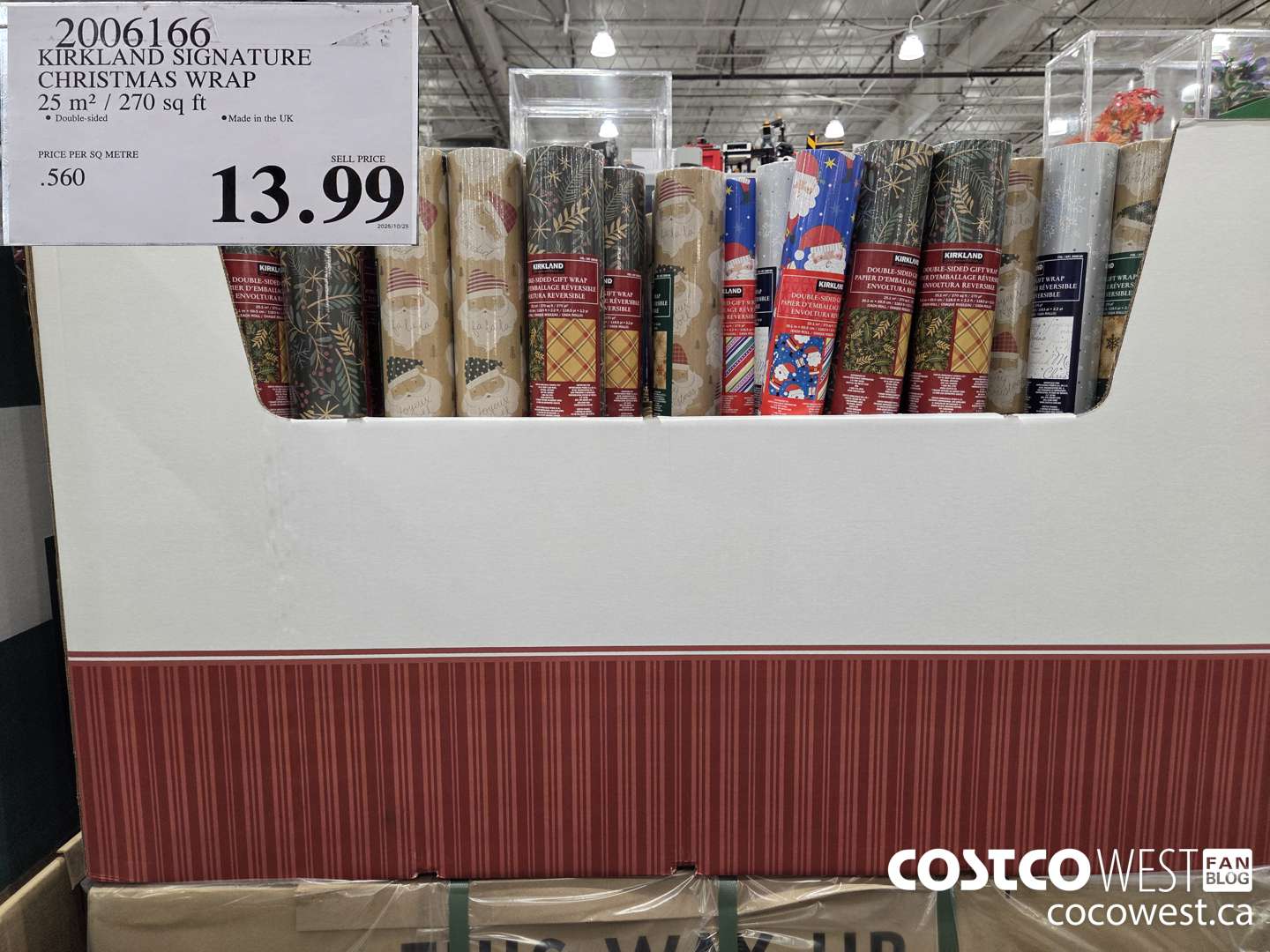 2006166 KIRKLAND SIGNATURE CHRISTMAS WRAP 25 M2 / 269 SQ FT $13.99