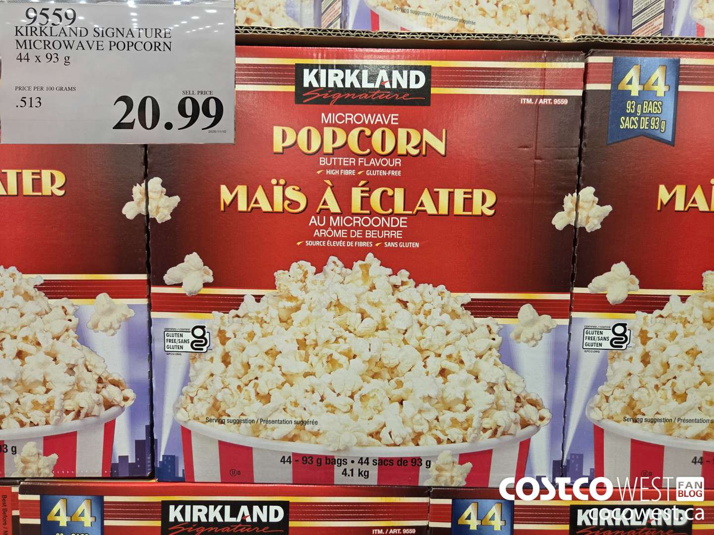 9559 KIRKLAND SIGNATURE MICROWAVE POPCORN 44 x 93 g $20.99