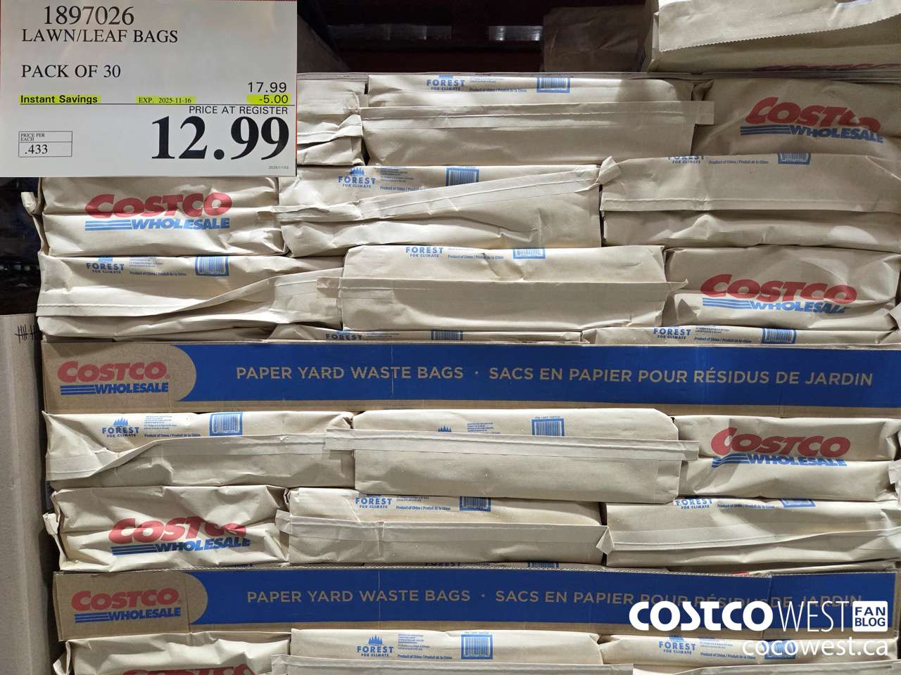 1897026 LAWN/LEAF BAGS PACK OF 30 ($5.00 INSTANT SAVINGS EXPIRES ON 2025-11-16) $12.99