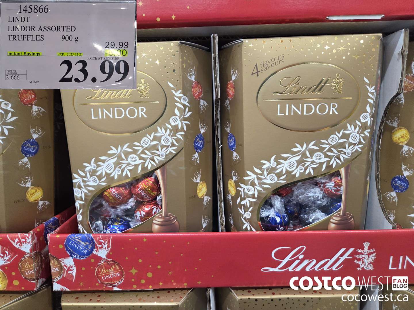 145866 LINDT LINDOR ASSORTED TRUFFLES 900 g ($6.00 INSTANT SAVINGS EXPIRES ON 2025-12-21) $23.99