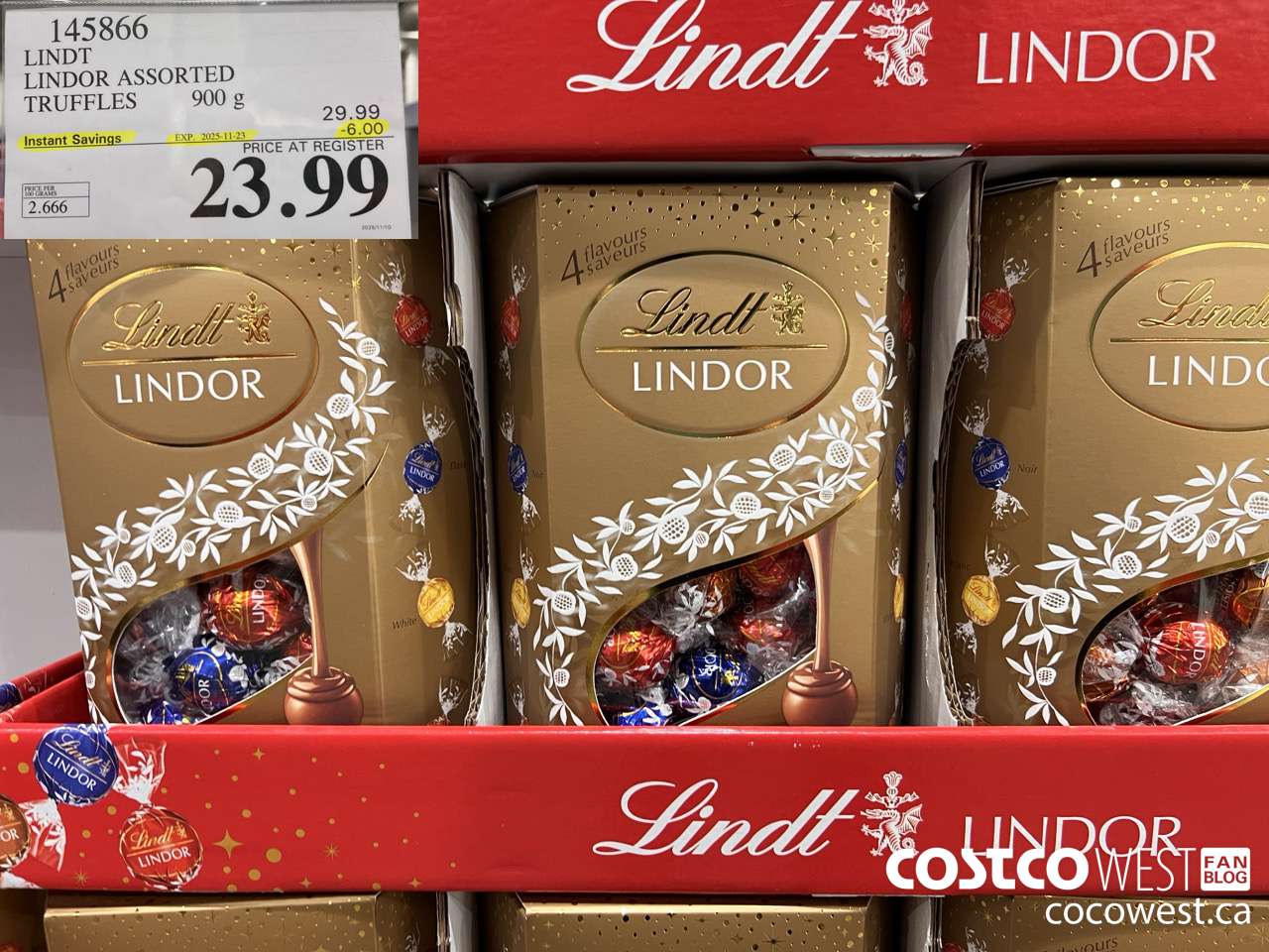 145866 LINDT LINDOR ASSORTED TRUFFLES 900g ($6.00 INSTANT SAVINGS EXPIRES ON 2025-11-23) $23.99