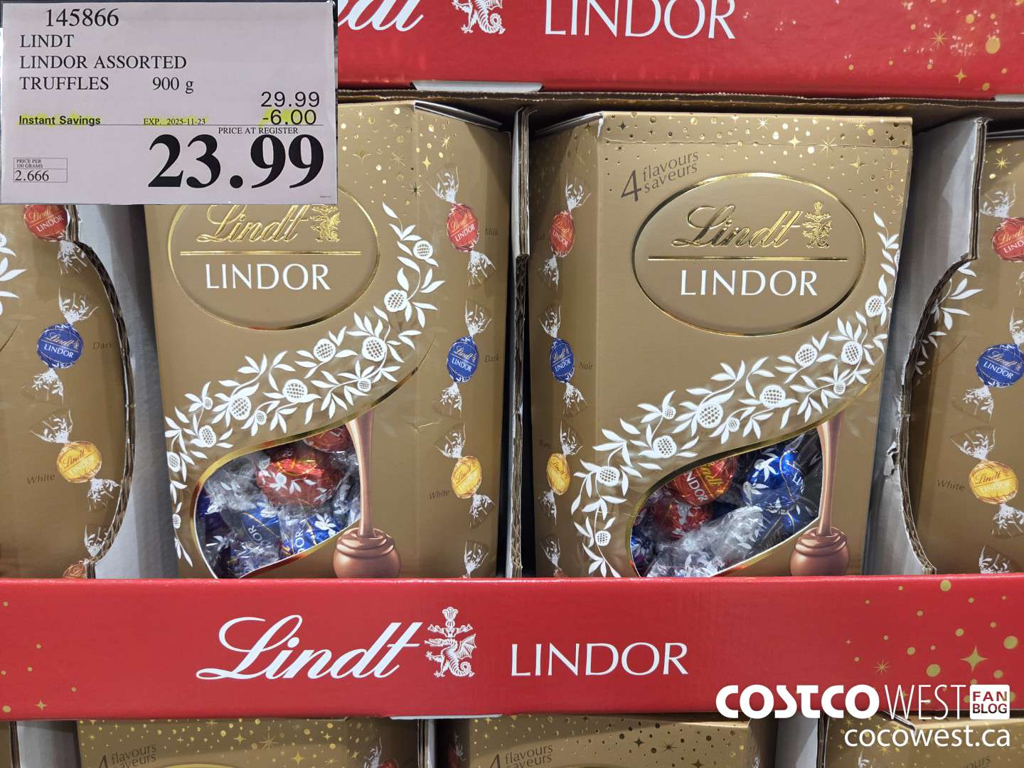 145866 LINDT LINDOR ASSORTED TRUFFLES 900g ($6.00 INSTANT SAVINGS EXPIRES ON 2025-11-23) $23.99