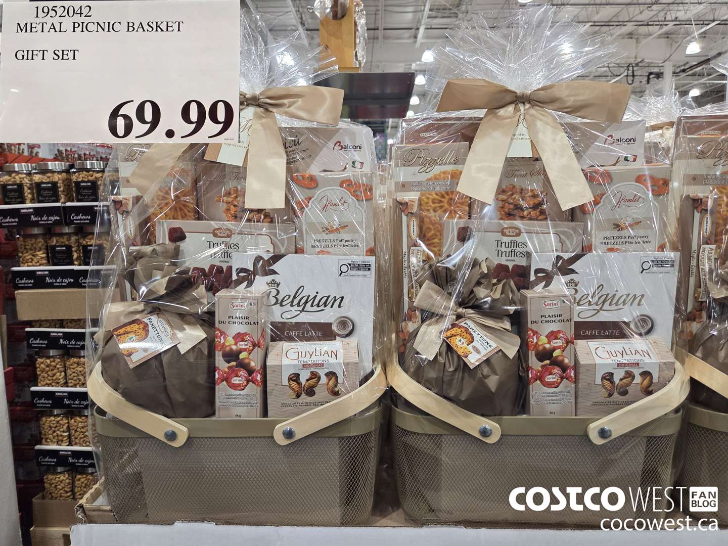 1952042 METAL PICNIC BASKET GIFT SET $69.99