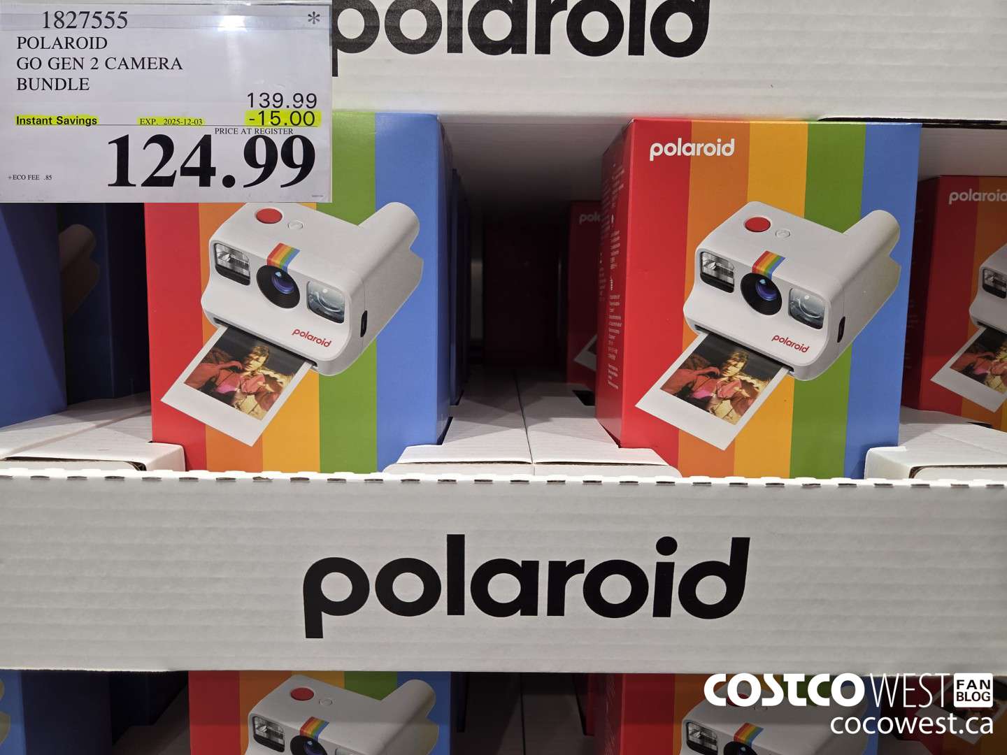 1827555 POLAROID GO GEN 2 CAMERA BUNDLE ($15.00 INSTANT SAVINGS EXPIRES ON 2025-12-03) $124.99
