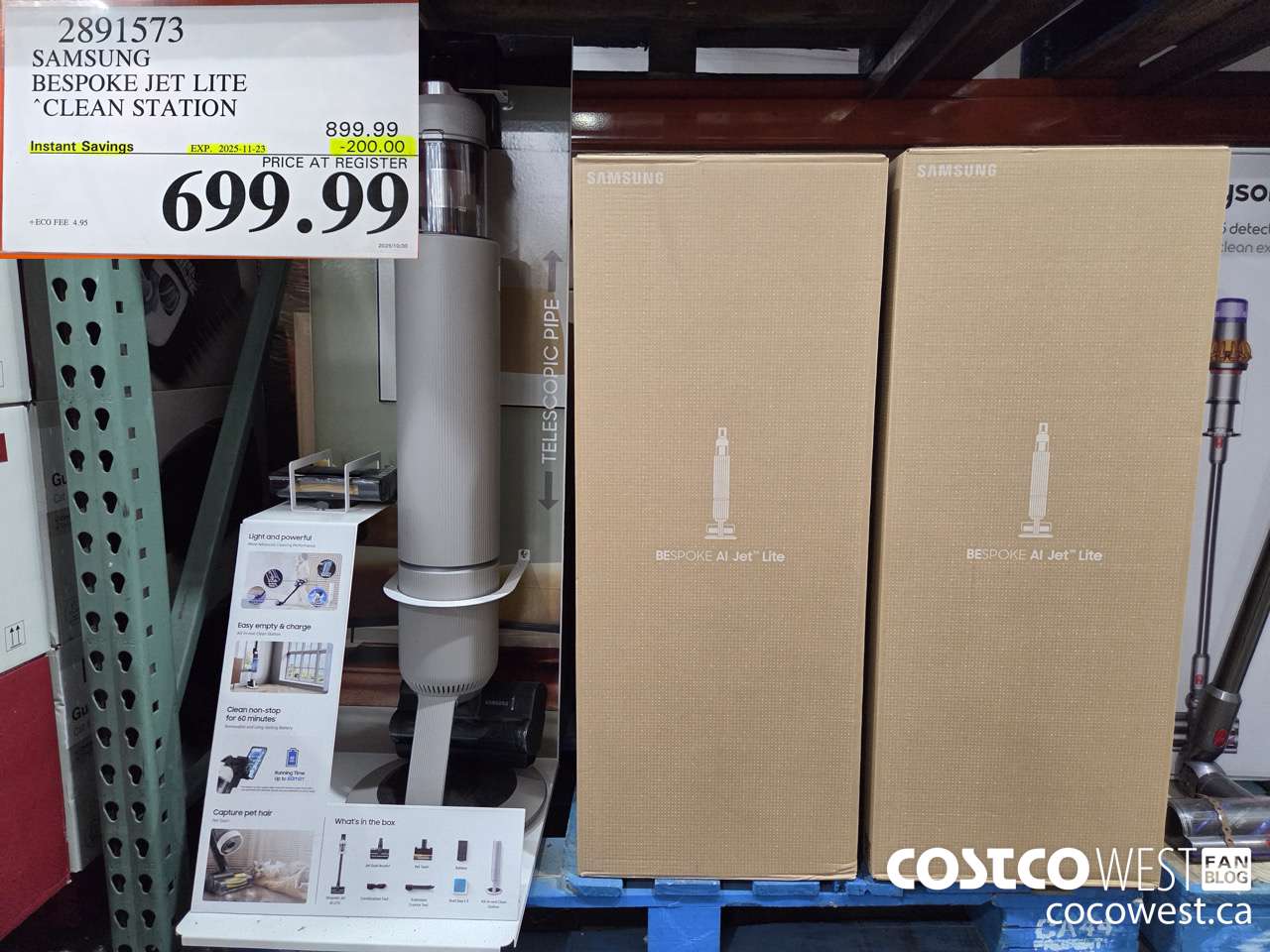 2891573 SAMSUNG BESPOKE JET LITE CLEAN STATION ($200.00 INSTANT SAVINGS EXPIRES ON 2025-11-23) $699.99