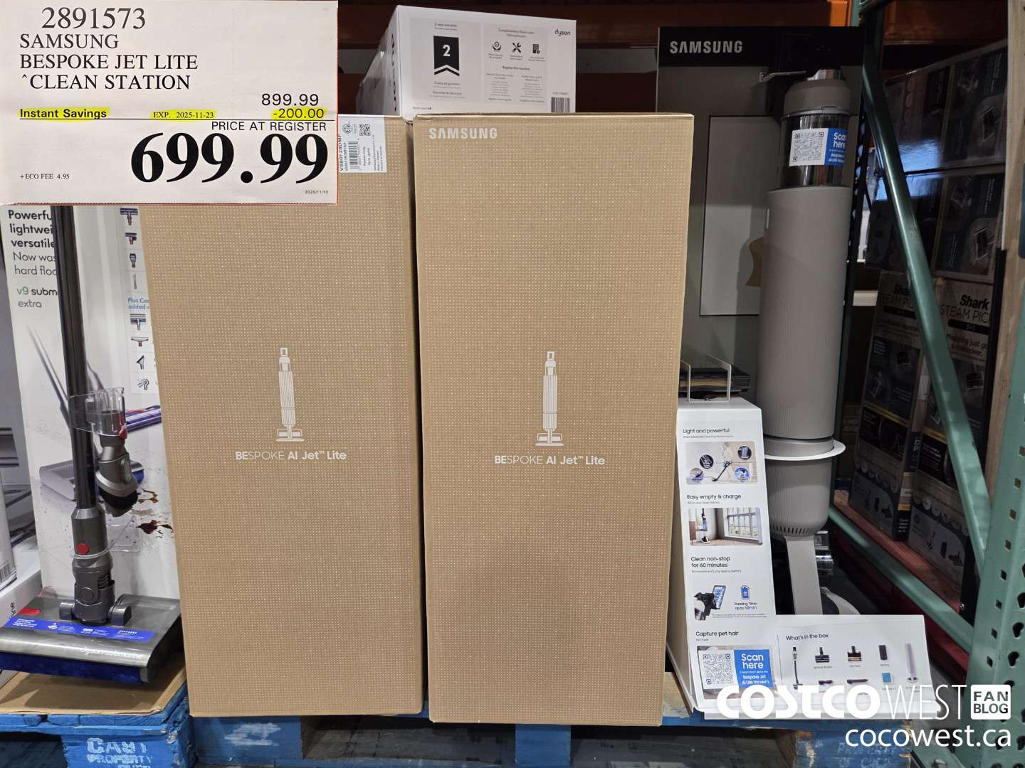 2891573 SAMSUNG BESPOKE JET LITE CLEAN STATION ($200.00 INSTANT SAVINGS EXPIRES ON 2025-11-23) $699.99