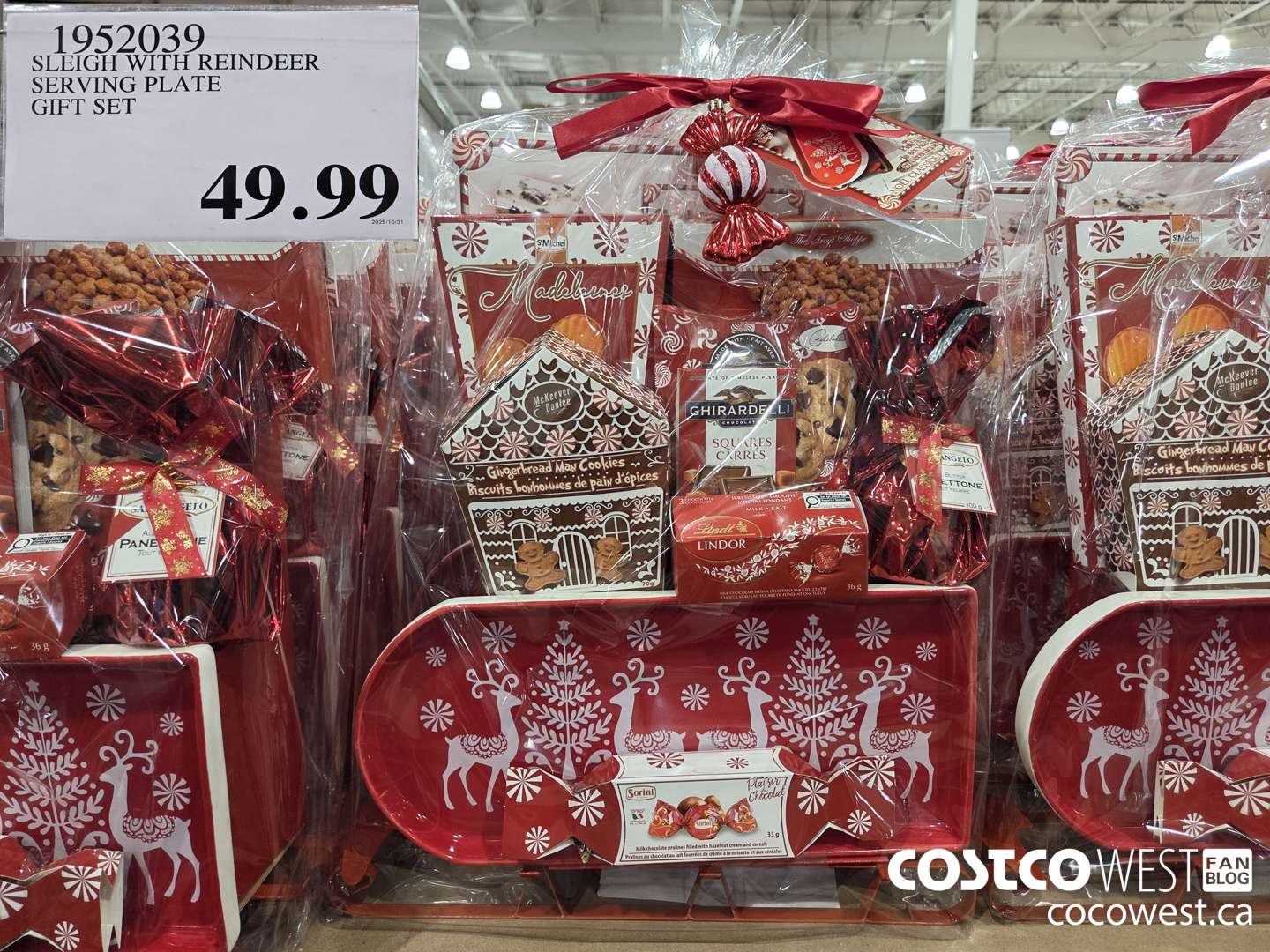 1952039 SLEIGH WITH REINDEER SERVING PLATE GIFT SET $49.99