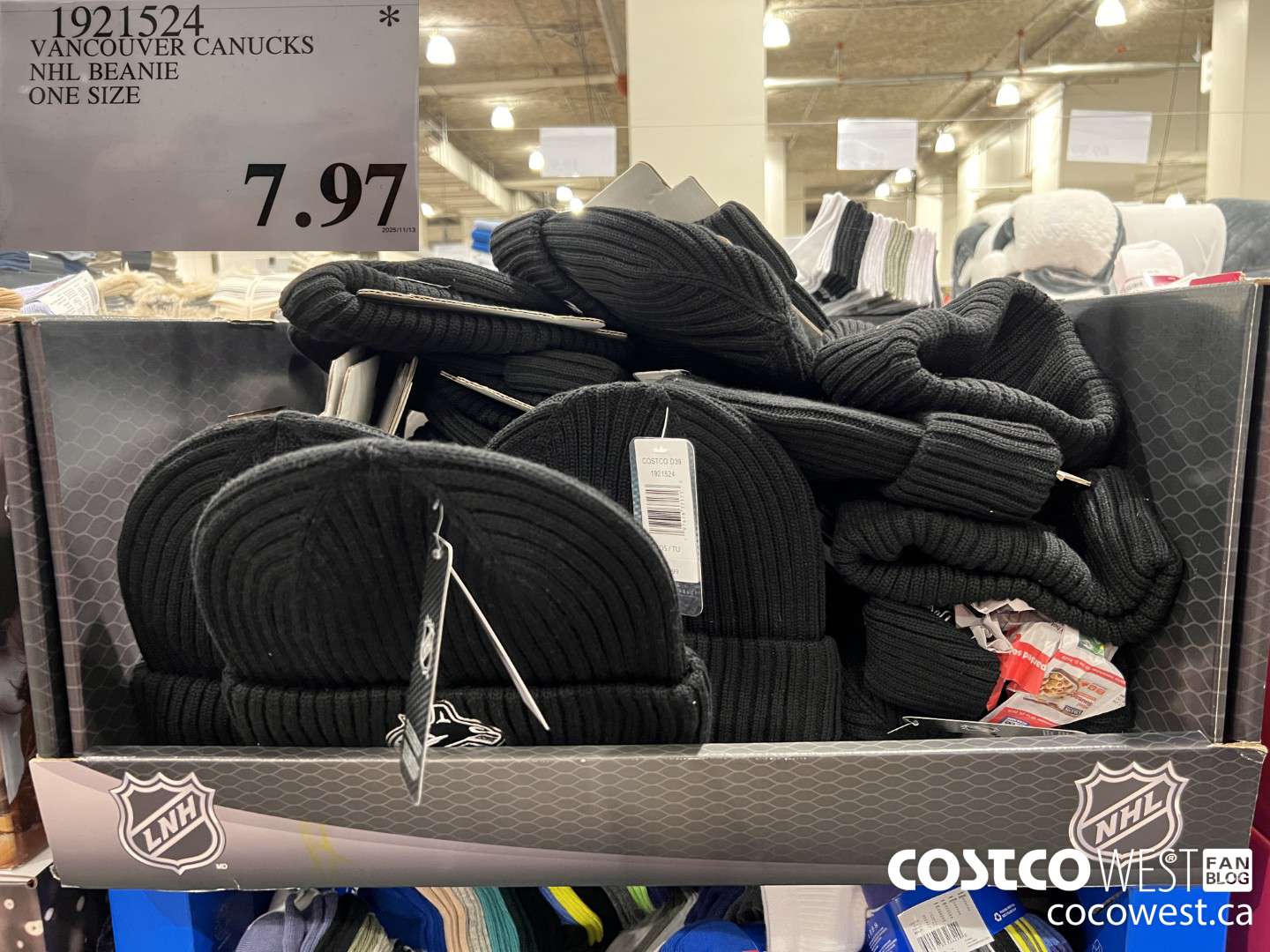 1921524 VANCOUVER CANUCKS NHL BEANIE ONE SIZE $7.97