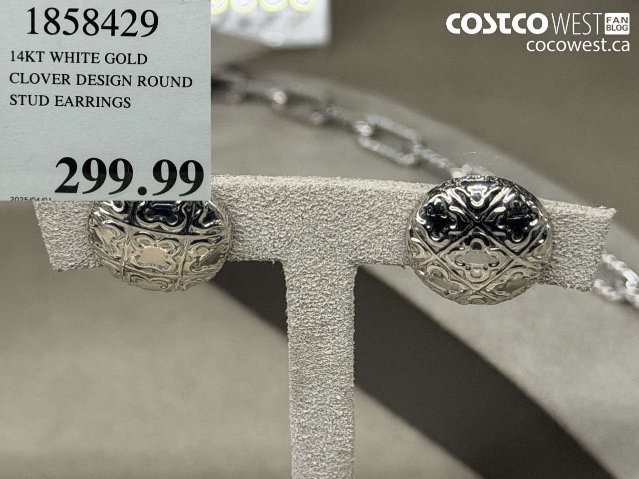 1858429 14KT WHITE GOLD CLOVER DESIGN ROUND STUD EARRINGS $299.99