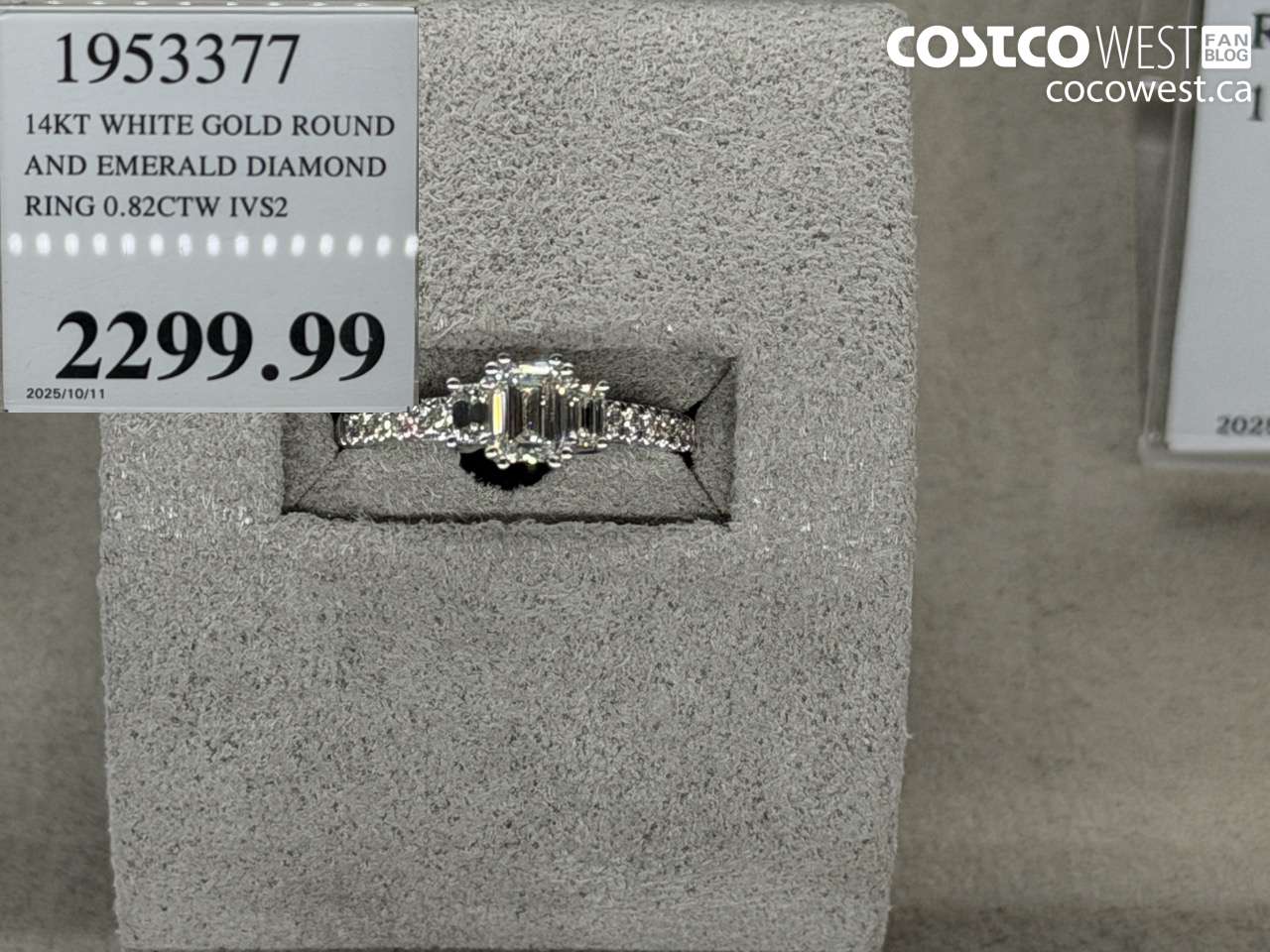 1953377 14KT WHITE GOLD ROUND AND EMERALD DIAMOND RING 0.82CTW IVS2 $2299.99