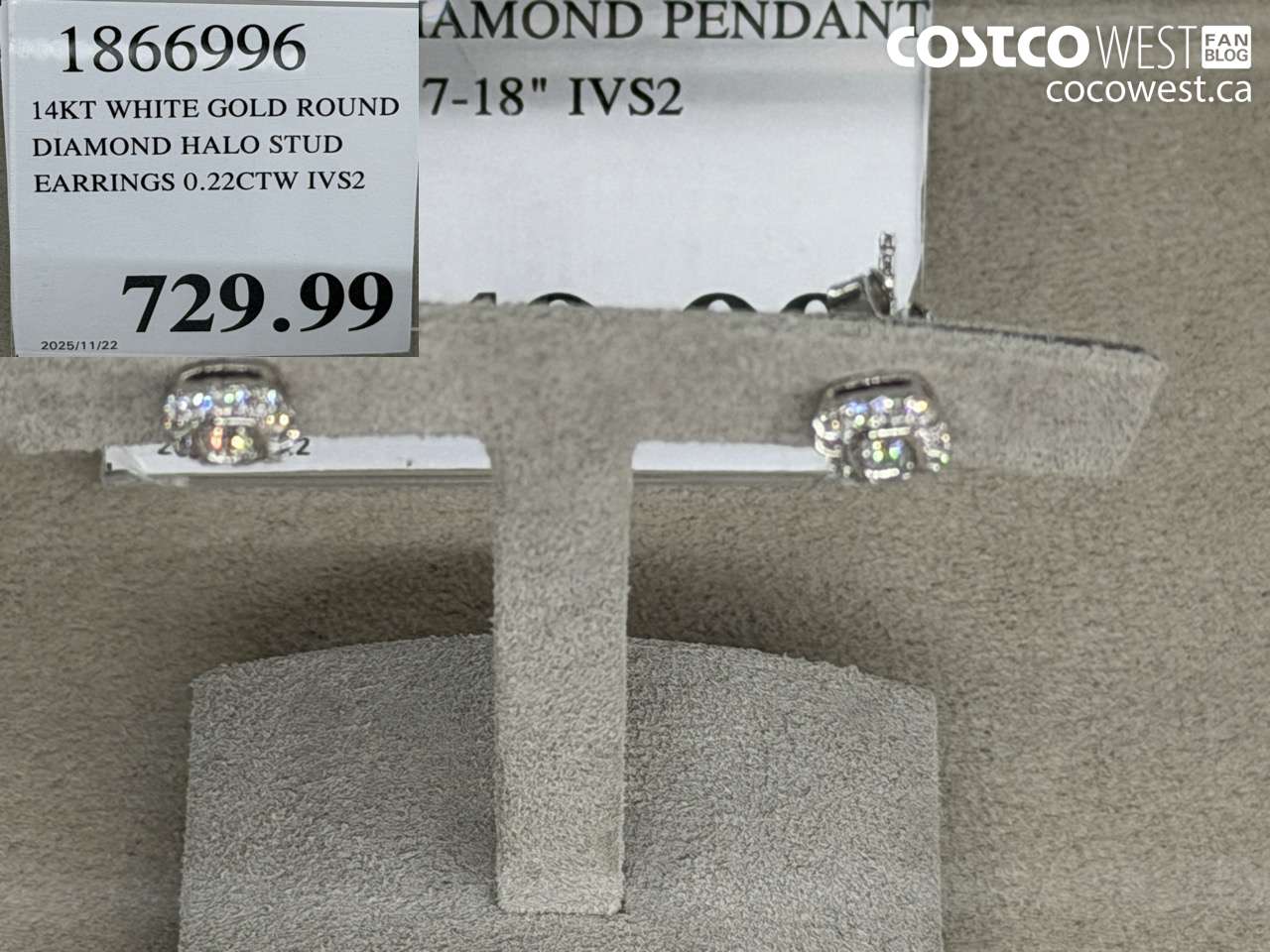 1866996 14KT WHITE GOLD ROUND DIAMOND HALO STUD EARRINGS 0.22CTW IVS2 $729.99