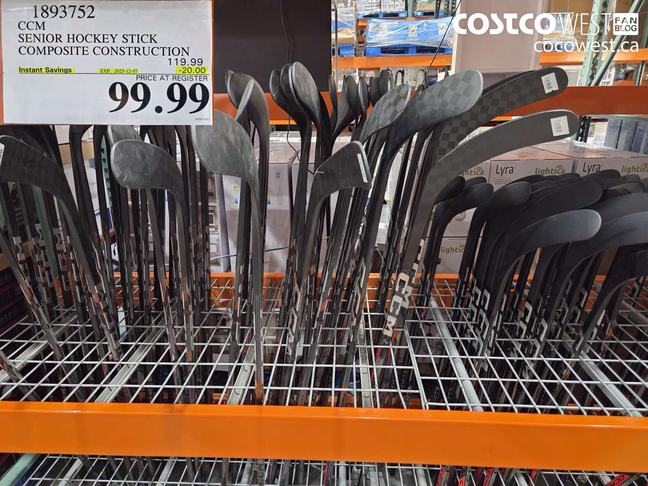 1893752 CCM SENIOR HOCKEY STICK COMPOSITE CONSTRUCTION ($20.00 INSTANT SAVINGS EXPIRES ON 2025-12-07) $99.99
