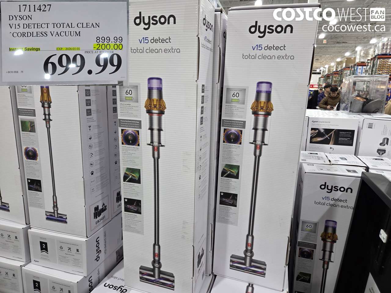 1711427 DYSON V15 DETECT TOTAL CLEAN CORDLESS VACUUM ($200.00 INSTANT SAVINGS EXPIRES ON 2026-01-01) $699.99