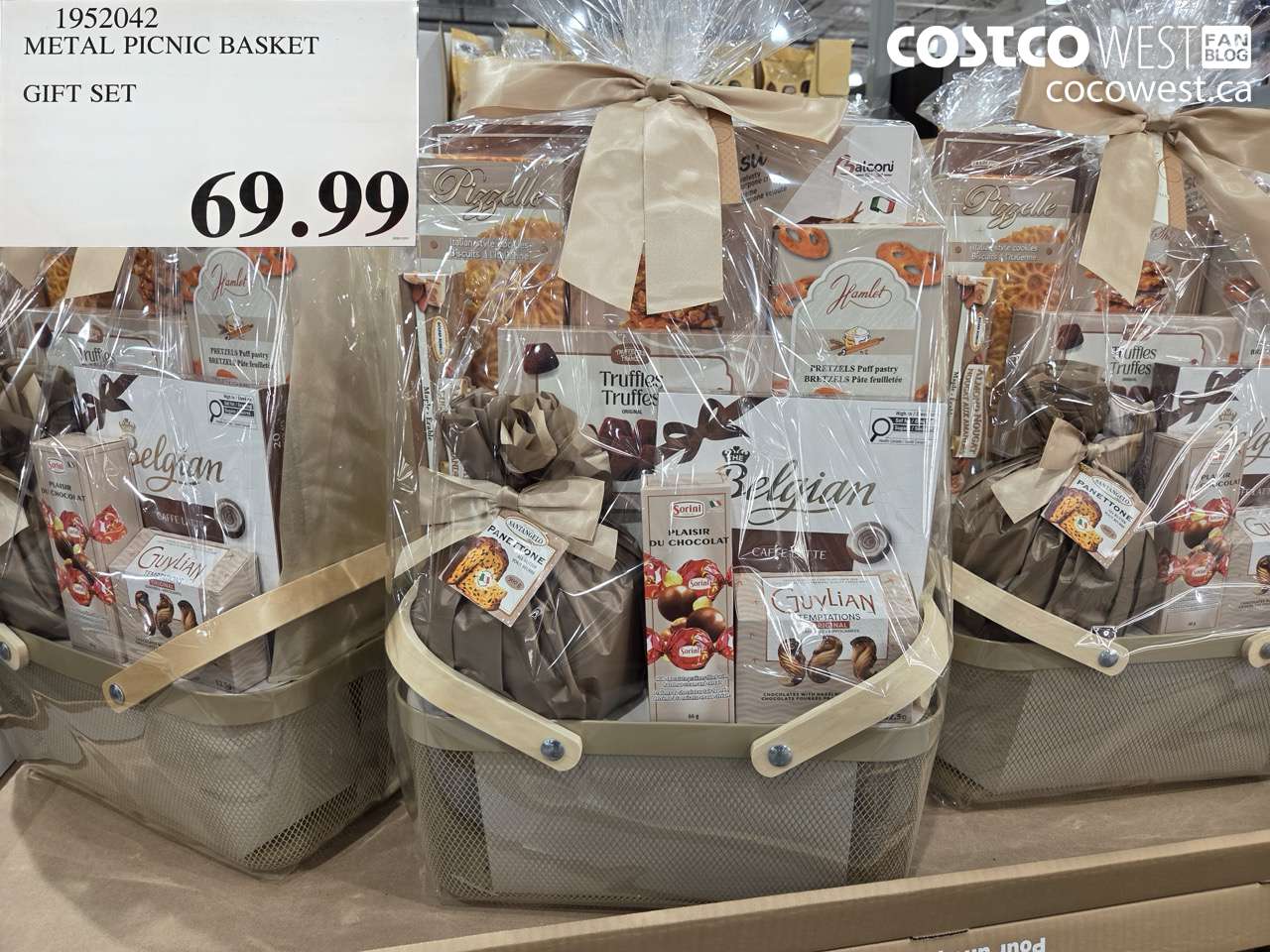 1952042 METAL PICNIC BASKET GIFT SET $69.99