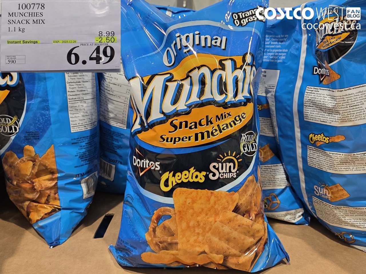 100778 MUNCHIES SNACK MIX 1.1 kg ($2.50 INSTANT SAVINGS EXPIRES ON 2025-12-29) $6.49