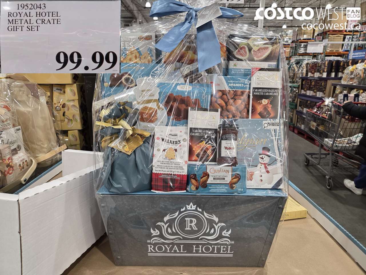 1952043 ROYAL HOTEL METAL CRATE GIFT SET $99.99