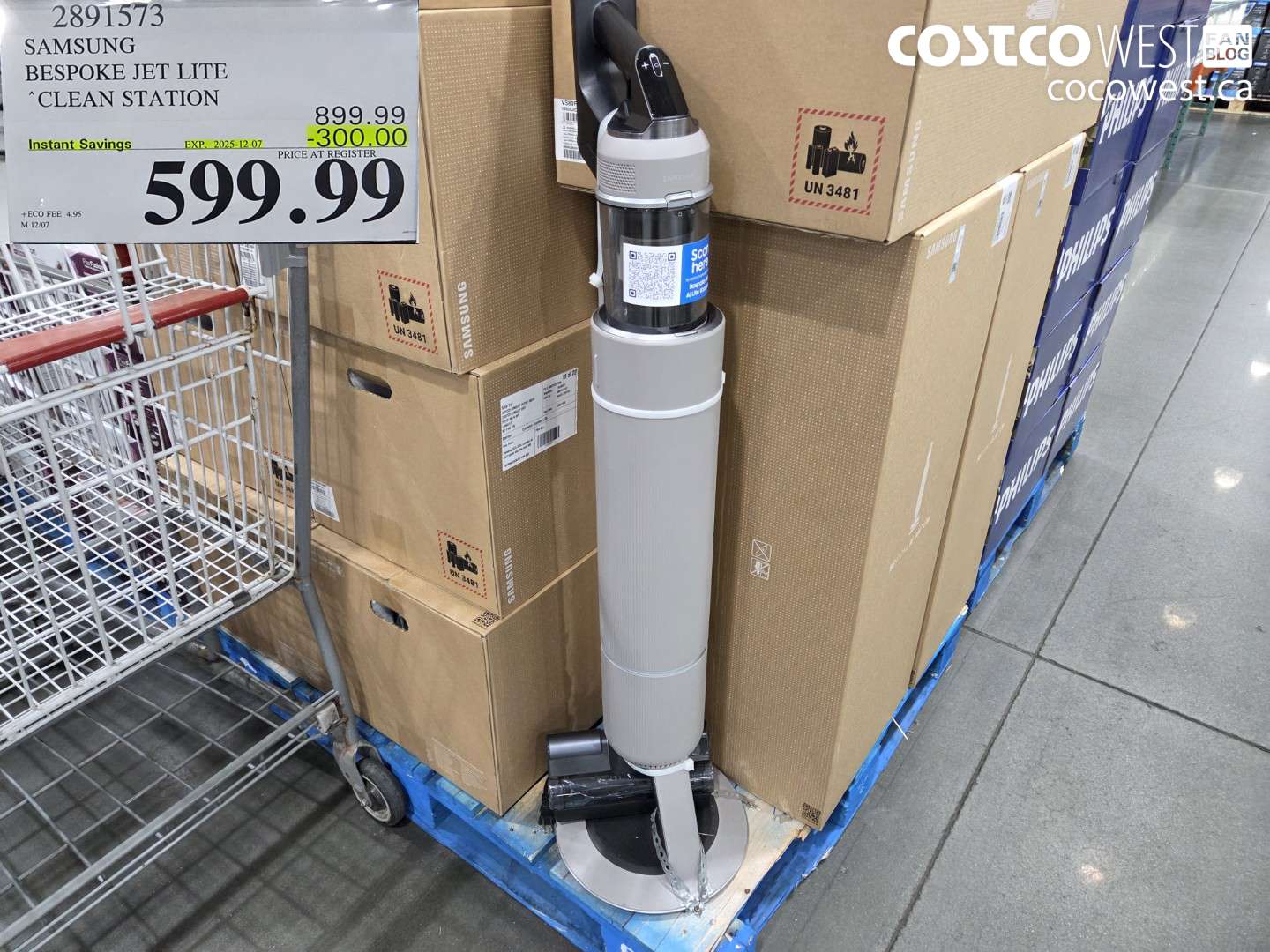 2891573 SAMSUNG BESPOKE JET LITE CLEAN STATION ($300.00 INSTANT SAVINGS EXPIRES ON 2025-12-07) $599.99