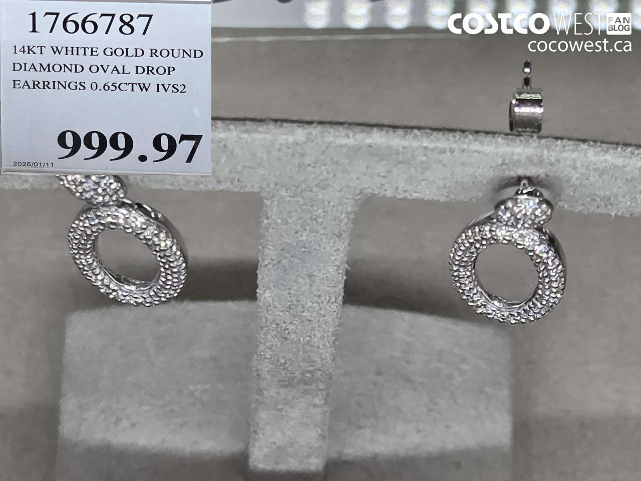 1766787 14KT WHITE GOLD ROUND DIAMOND OVAL DROP EARRINGS 0.65CTW IVS2 $999.97