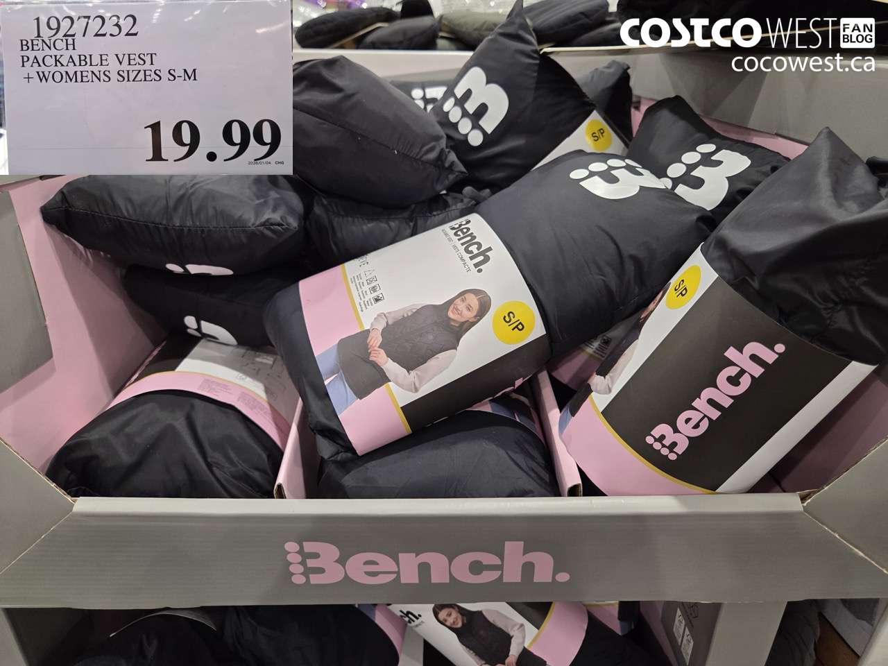 1927232 BENCH PACKABLE VEST WOMENS SIZES S-M $19.99