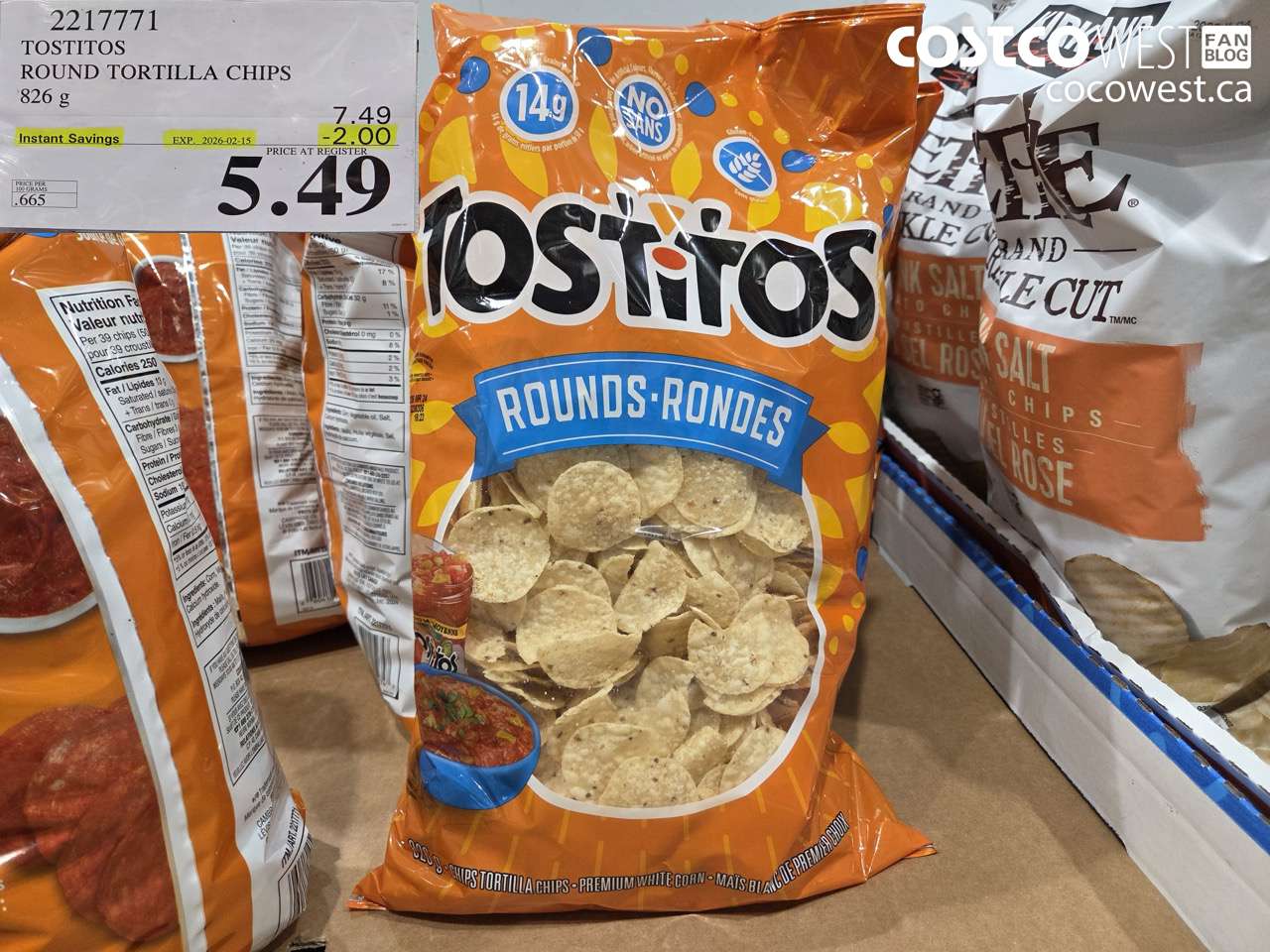 2217771 TOSTITOS ROUND TORTILLA CHIPS 826 G ($2.00 INSTANT SAVINGS EXPIRES ON 2026-02-15) $5.49