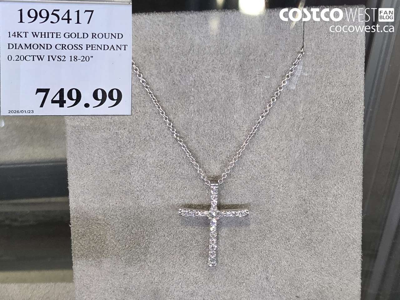 19954117 14KT WHITE GOLD ROUND DIAMOND CROSS PENDANT 0.20CTW IVS2 18-20
