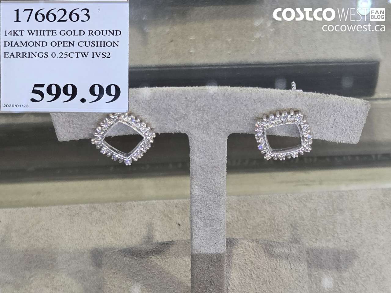 1766263 14KT WHITE GOLD ROUND DIAMOND OPEN CUSHION EARRINGS 0.25CTW IVS2 $599.99