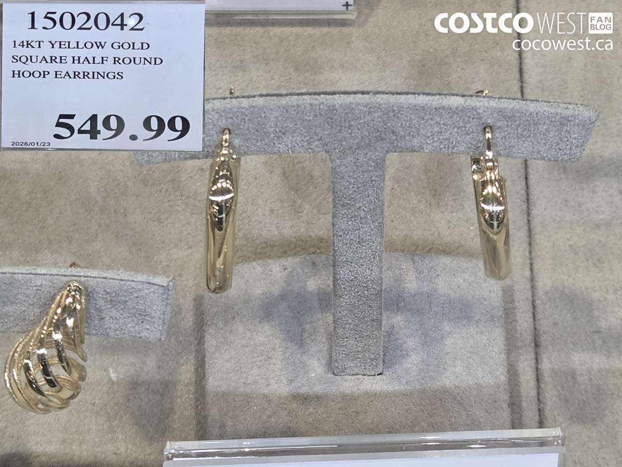 1502042 14KT YELLOW GOLD SQUARE HALF ROUND HOOP EARRINGS $549.99