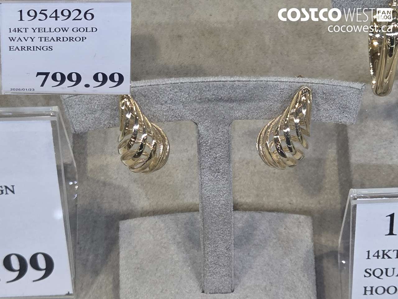 1954926 14KT YELLOW GOLD WAVY TEARDROP EARRINGS $799.99