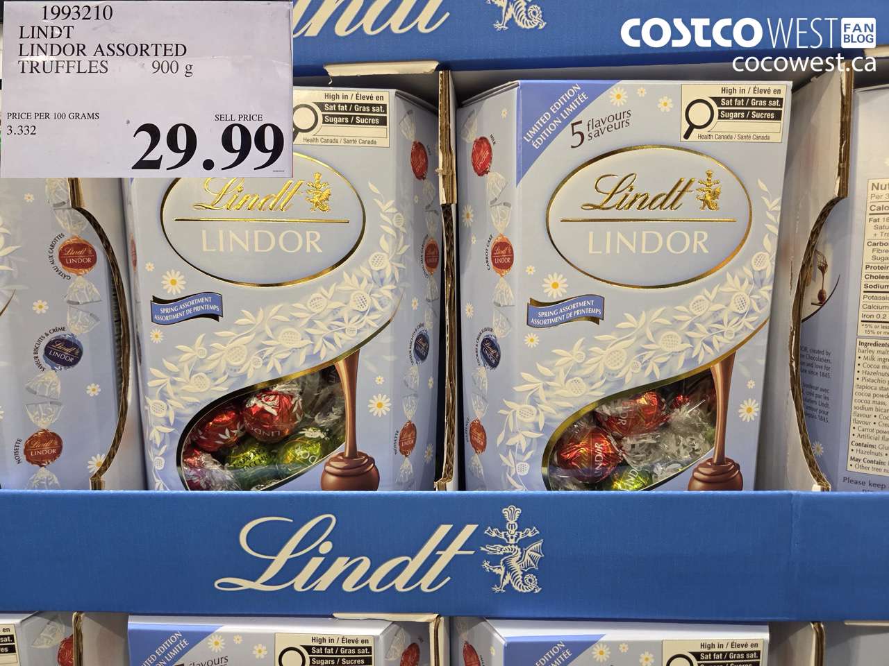 19932110 LINDT LINDOR ASSORTED TRUFFLES 900 G $29.99