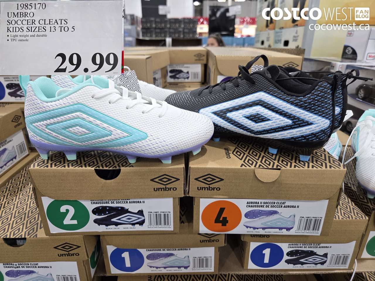 1985170 UMBRO SOCCER CLEATS KIDS SIZES 13 TO 5 $29.99