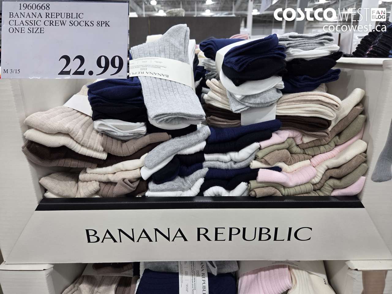 1960668 BANANA REPUBLIC CLASSIC CREW SOCKS 8PK ONE SIZE $22.99