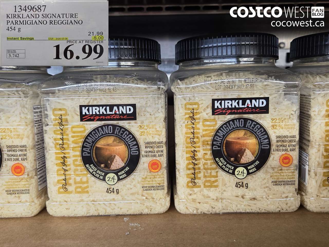 1349687 KIRKLAND SIGNATURE PARMIGIANO REGGIANO 454G ($5.00 INSTANT SAVINGS EXPIRES ON 2026-03-06) $16.99