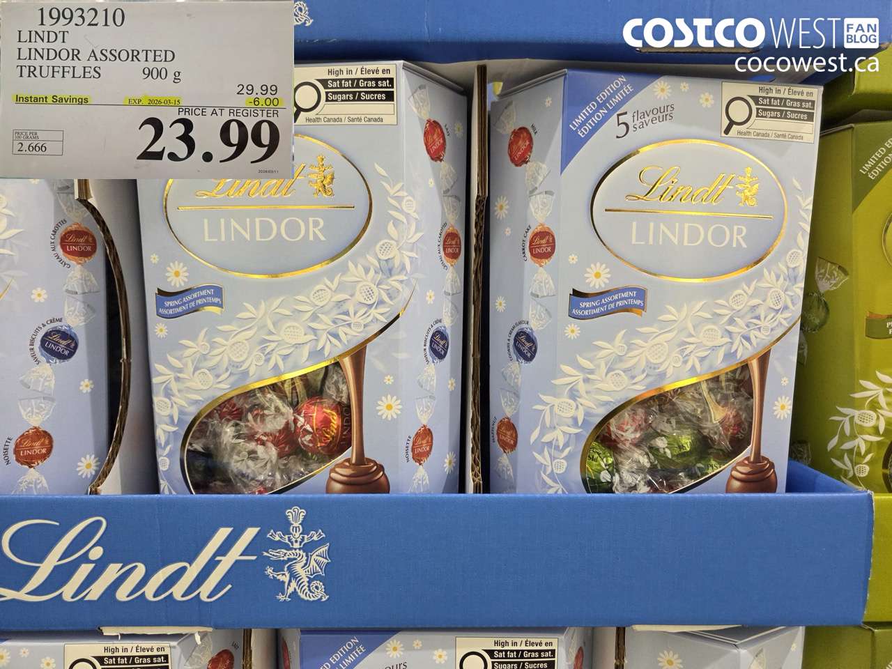19932110 LINDT LINDOR ASSORTED TRUFFLES 900g ($6.00 INSTANT SAVINGS EXPIRES ON 2026-03-15) $23.99