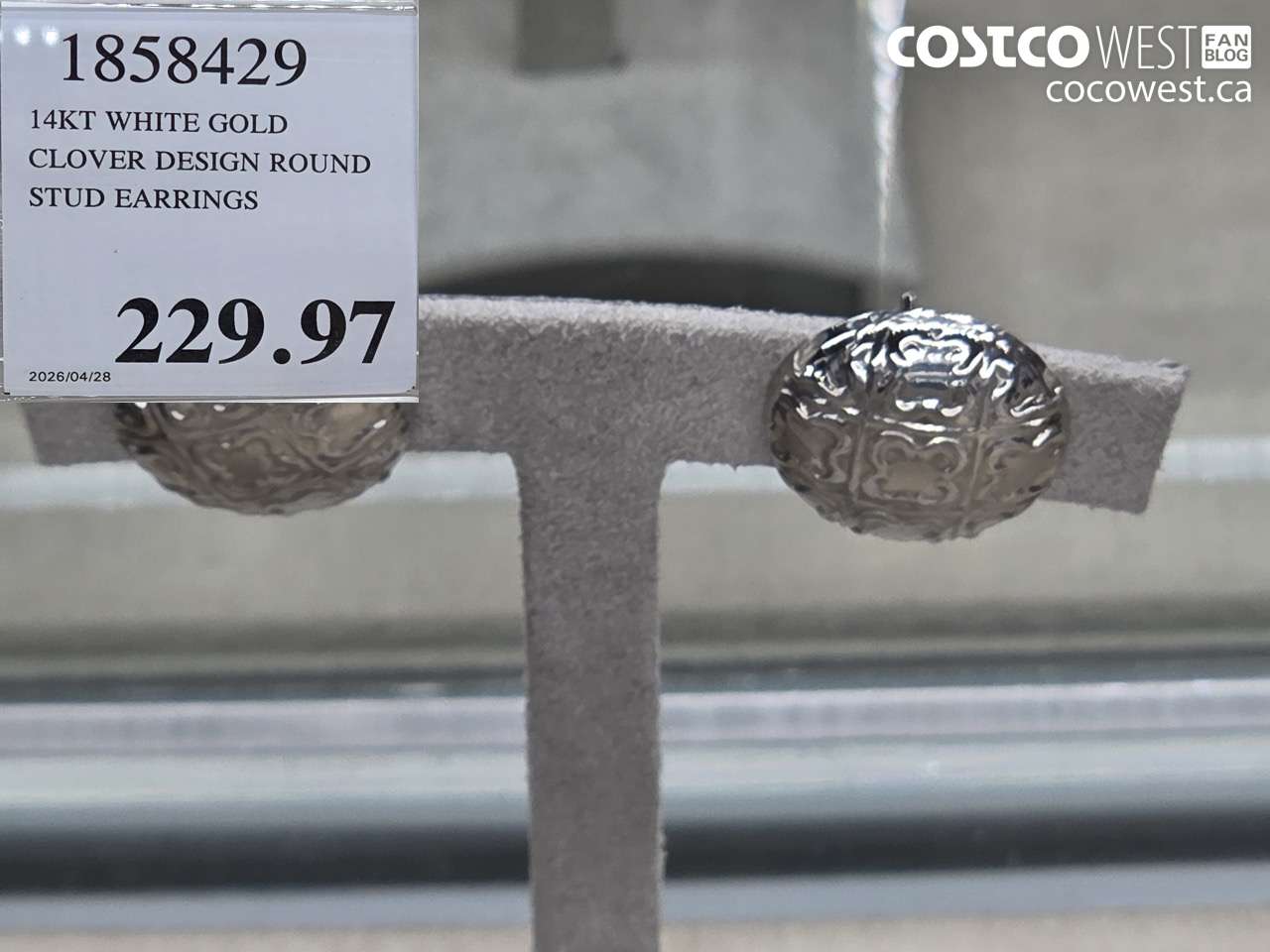 1858429 14KT WHITE GOLD CLOVER DESIGN ROUND STUD EARRINGS $229.97