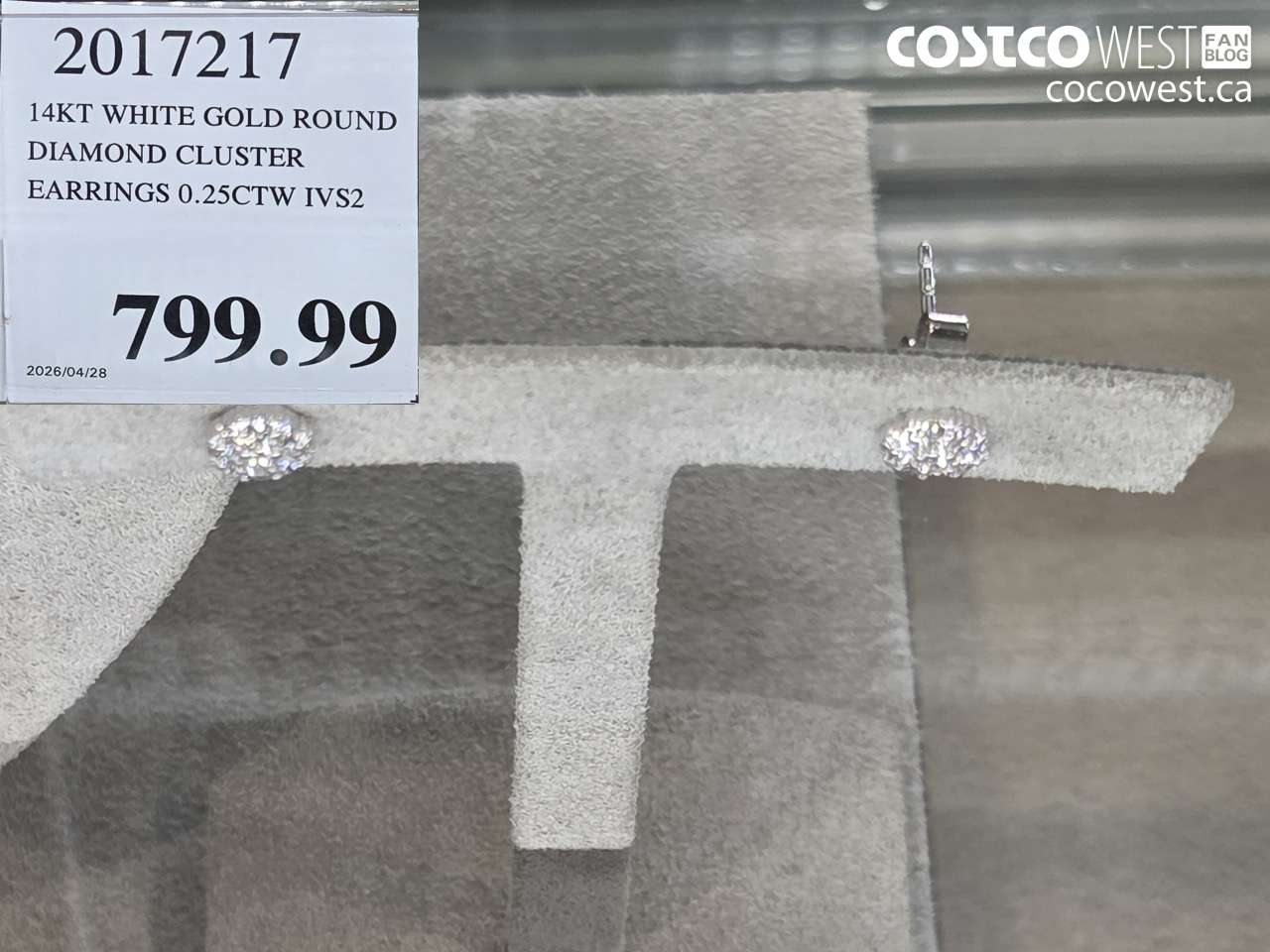 2017217 14KT WHITE GOLD ROUND DIAMOND CLUSTER EARRINGS 0.25CTW IVS2 $799.99