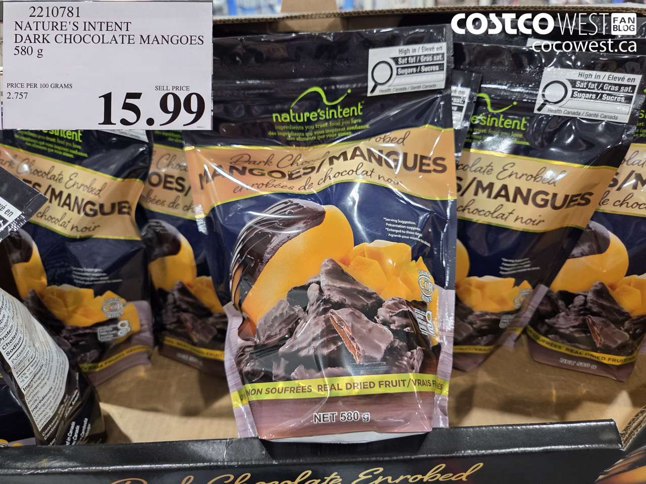 2210781 NATURE'S INTENT DARK CHOCOLATE MANGOES 580G $15.99