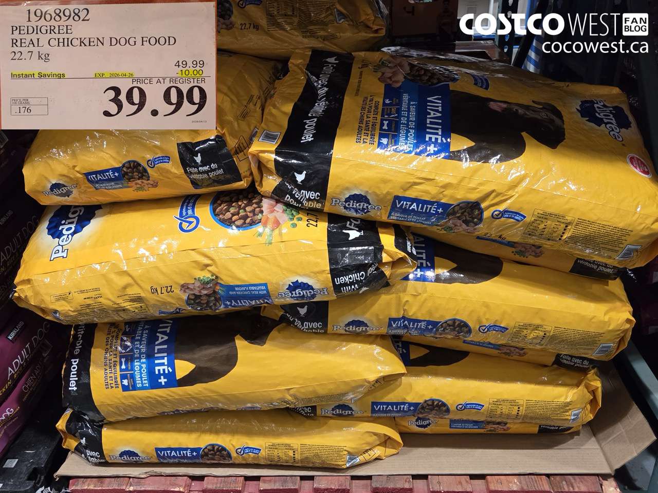 1968982 PEDIGREE REAL CHICKEN DOG FOOD 22.7 KG ($10.00 INSTANT SAVINGS EXPIRES ON 2026-04-26) $39.99