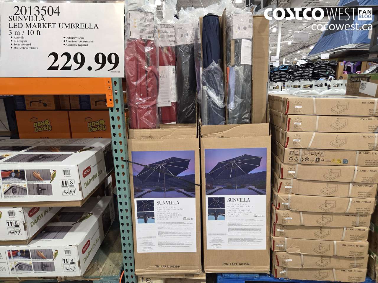 20135304 SUNVILLA LED MARKET UMBRELLA 3 M / 10 FT $299.99