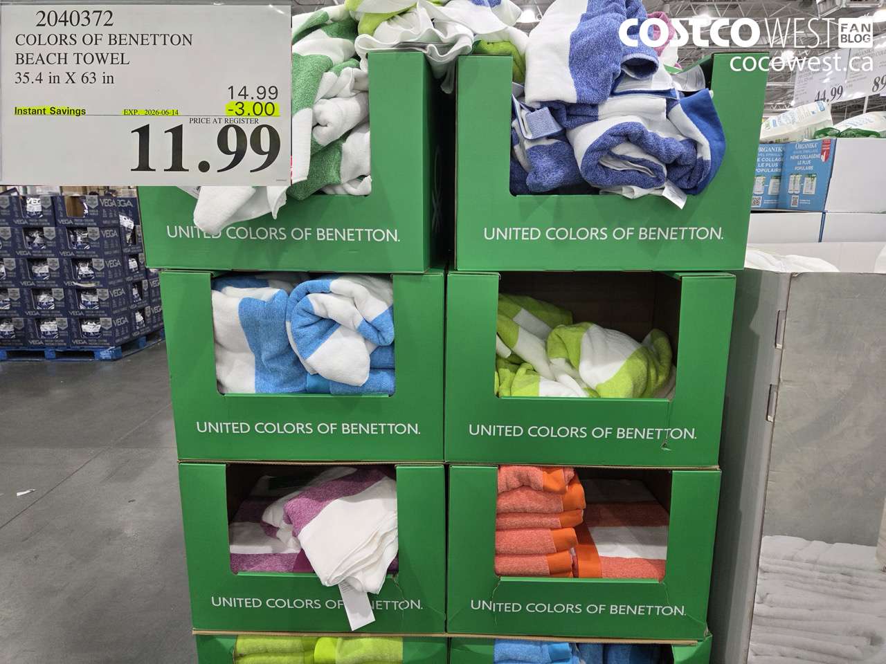 2040372 COLORS OF BENETTON BEACH TOWEL 35.4 IN X 63 IN ($3.00 INSTANT SAVINGS EXPIRES ON 2026-06-14) $11.99