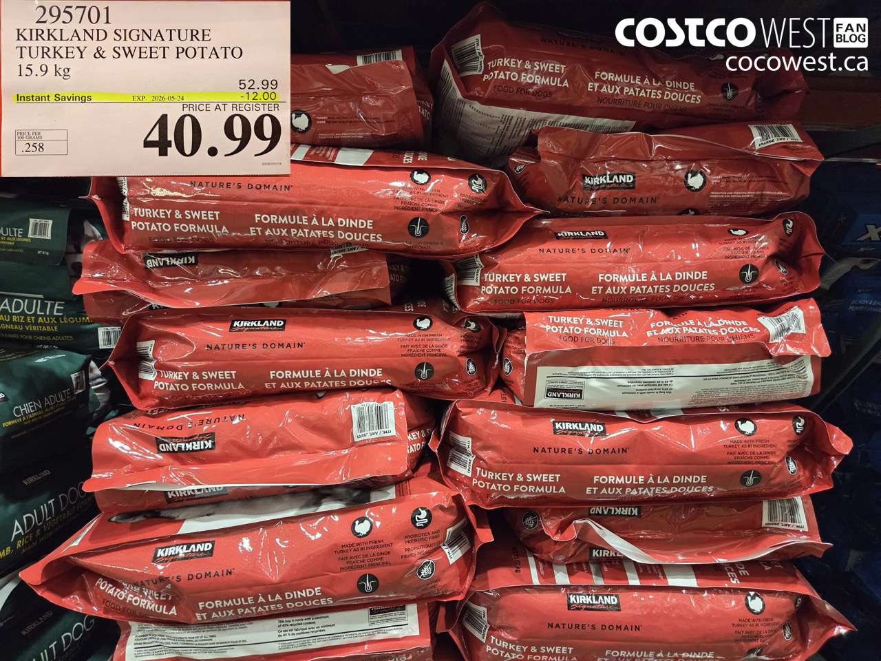 295701 KIRKLAND SIGNATURE TURKEY & SWEET POTATO 15.9 KG ($12.00 INSTANT SAVINGS EXPIRES ON 2026-05-24) $40.99