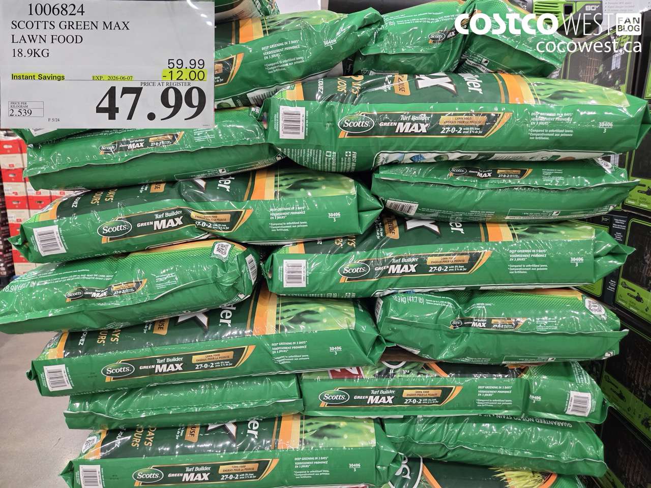 1006824 SCOTTS GREEN MAX LAWN FOOD 18.9KG ($12.00 INSTANT SAVINGS EXPIRES ON 2026-06-07) $47.99
