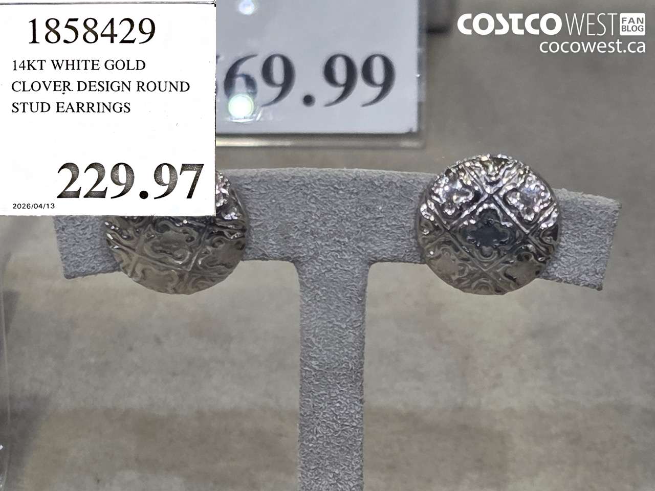 1858429 14KT WHITE GOLD CLOVER DESIGN ROUND STUD EARRINGS $229.97