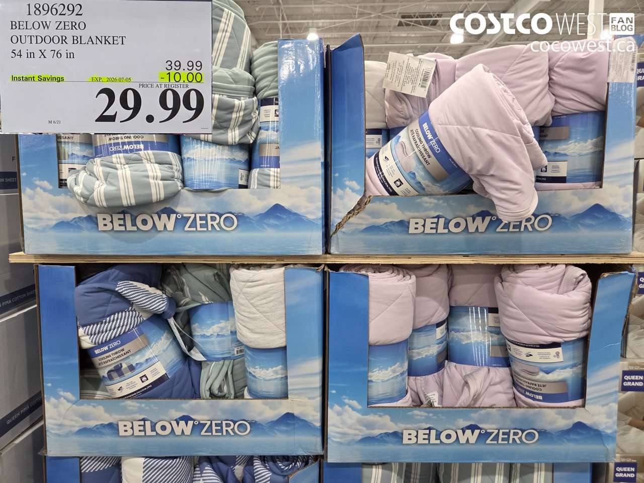 1896292 BELOW ZERO OUTDOOR BLANKET 54 IN X 76 IN ($10.00 INSTANT SAVINGS EXPIRES ON 2026-07-05) $29.99