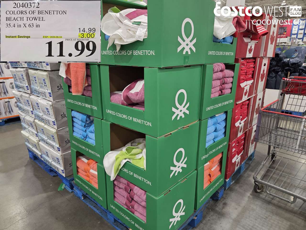 2040372 COLORS OF BENETTON BEACH TOWEL 35.4 IN X 63 IN ($3.00 INSTANT SAVINGS EXPIRES ON 2026-06-14) $11.99