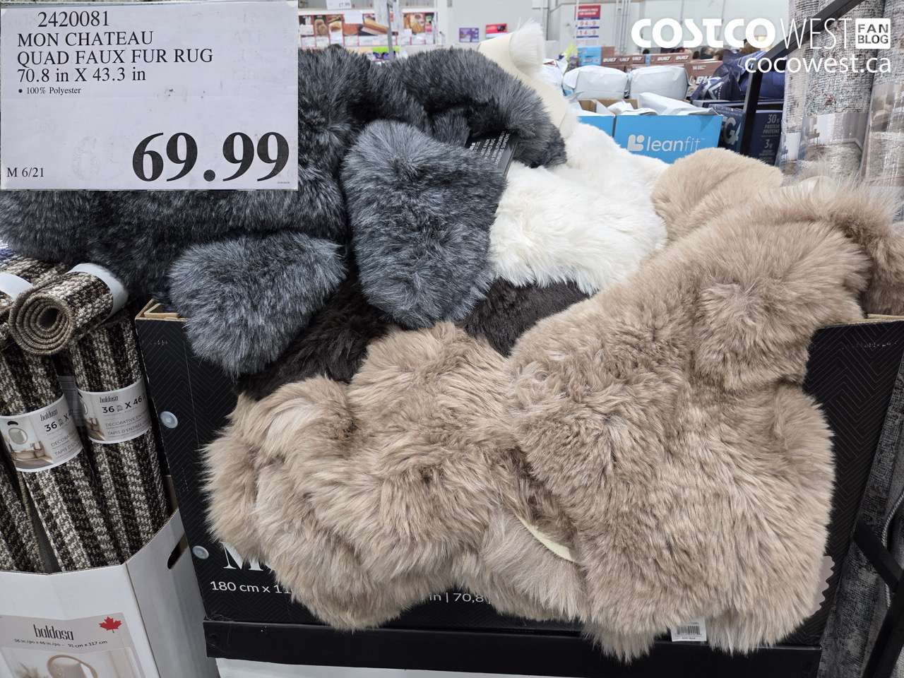 2420081 MON CHATEAU QUAD FAUX FUR RUG 70.8 IN X 43.3 IN $69.99