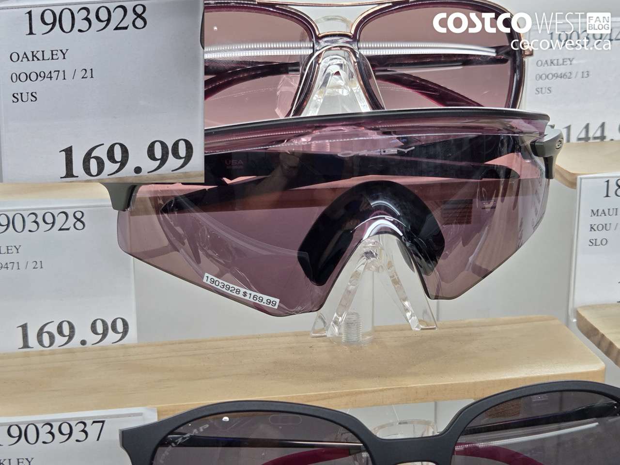 1903928 OAKLEY 0OO9471 / 21 SUS $169.99