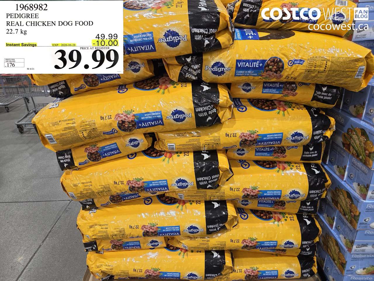 1968982 PEDIGREE REAL CHICKEN DOG FOOD 22.7 KG ($10.00 INSTANT SAVINGS EXPIRES ON 2026-06-28) $39.99