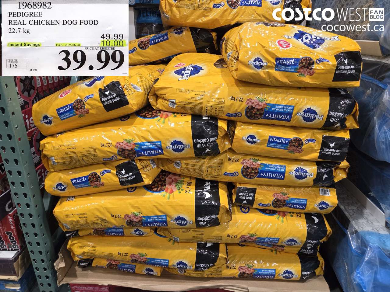 1968982 PEDIGREE REAL CHICKEN DOG FOOD 22.7 KG ($10.00 INSTANT SAVINGS EXPIRES ON 2026-06-28) $39.99