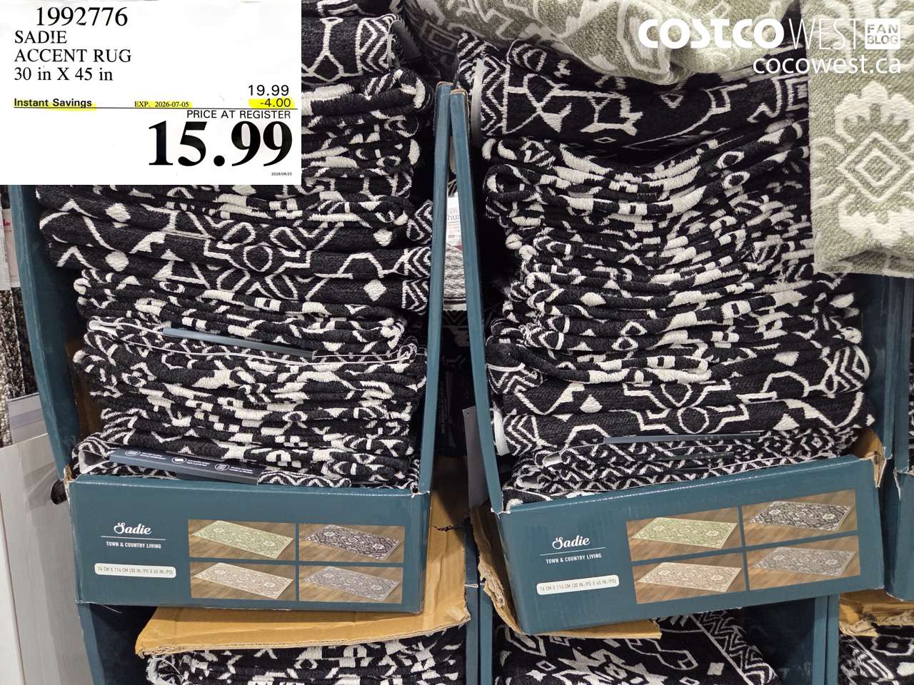 1992776 SADIE ACCENT RUG 30 IN X 45 IN ($4.00 INSTANT SAVINGS EXPIRES ON 2026-07-05) $15.99
